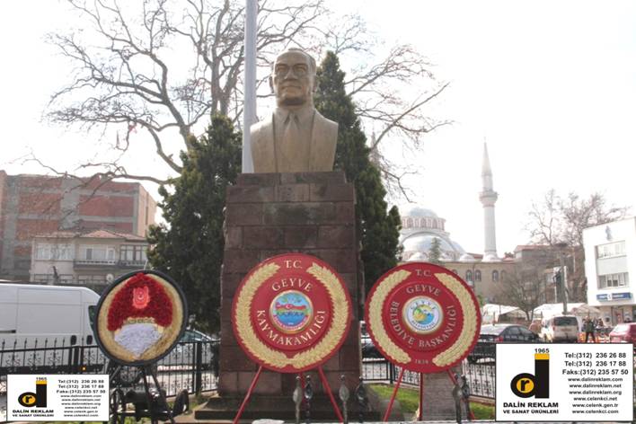 Geyve Kaymakaml��� ve Geyve Belediyesi metal �elenkleri